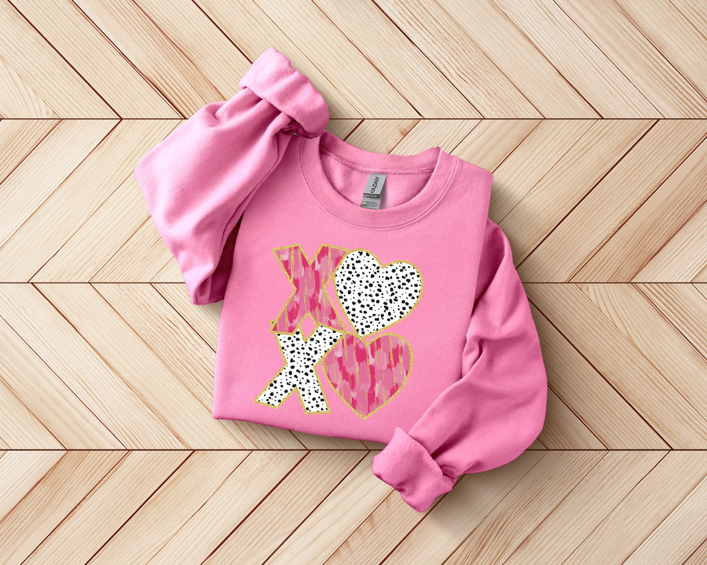 XOXO w Hearts - Valentine’s Day